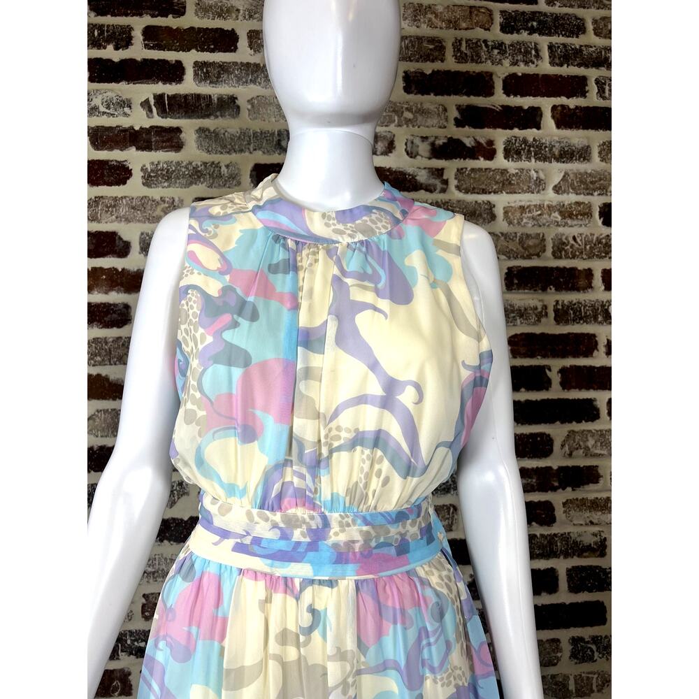 ModCloth Windy City Sleeveless Highneck SideZip Pockets Soft Swirl Color Women L